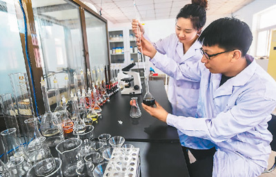 新型有機(jī)肥助農(nóng)增收 生物有機(jī)肥料研發(fā)的突破與實(shí)踐