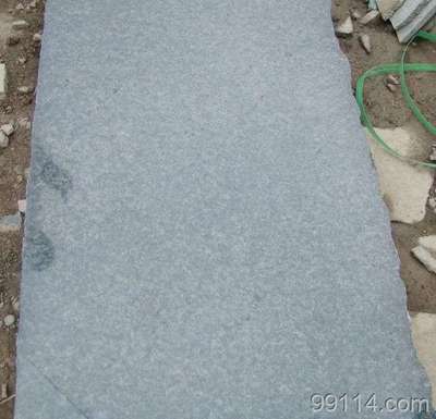 藍寶石板材價格、廠家與花崗巖磨具設備綜合指南