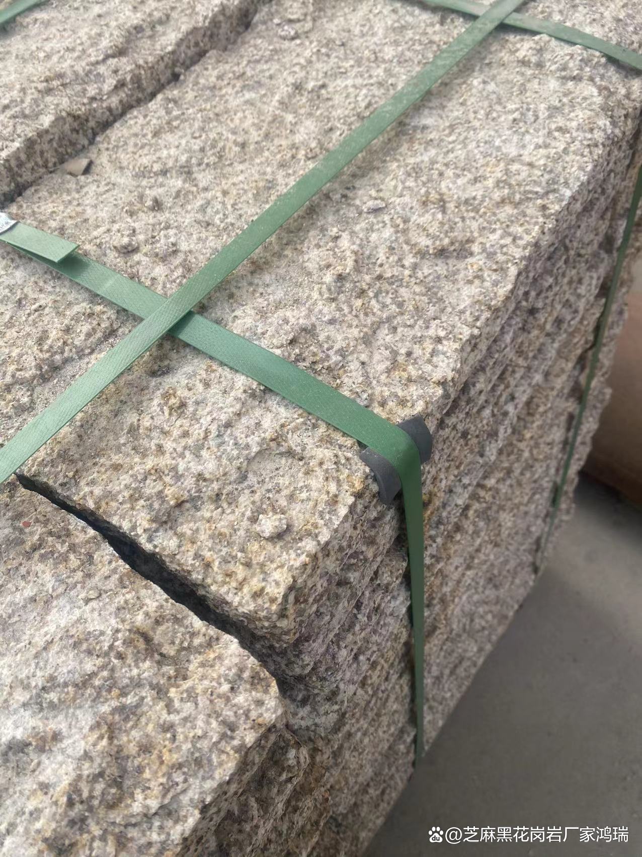 黃銹石自然面與機刨板材 花崗巖加工藝術的展現